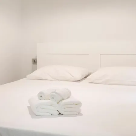 Cozy Apartment City Center Alicante Exterior photo